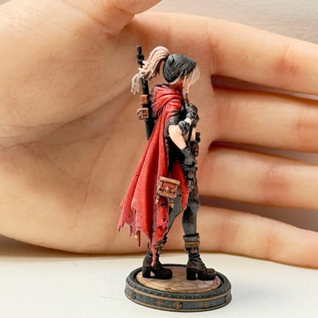 フィギュア 1/24 異世界の女の子 赤マント ミニチュア 完成品 ミニチュアイメージ　リアルフィギュア