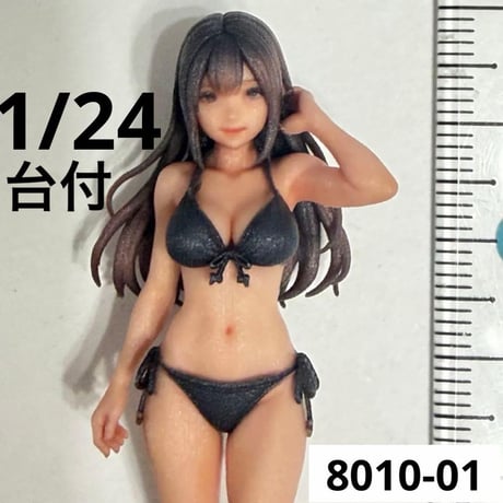 1/24 8010-01 フィギュア 水着 完成品 ミニカーに　リアルフィギュア　ミニチュアイメージ　ジオラマに　ドールハウスに