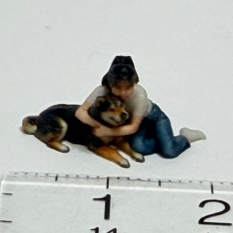 1/64 フィギュア　お姉さんとぽん太　ミニカーに　トミカに　ミニチュア　完成品