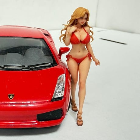 1/32 フィギュア　水着赤　8004-01 ミニカーに　1/64より大　ミニチュアイメージ　リアルフィギュア　完成品