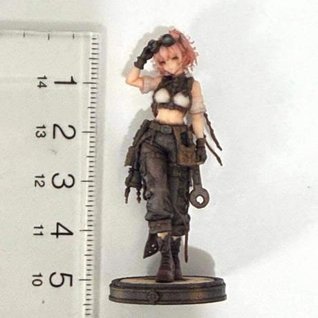 1/32 異世界の女の子　フィギュア　完成品　ミニカーに　ジオラマに リアルフィギュア　ミニチュアイメージ
