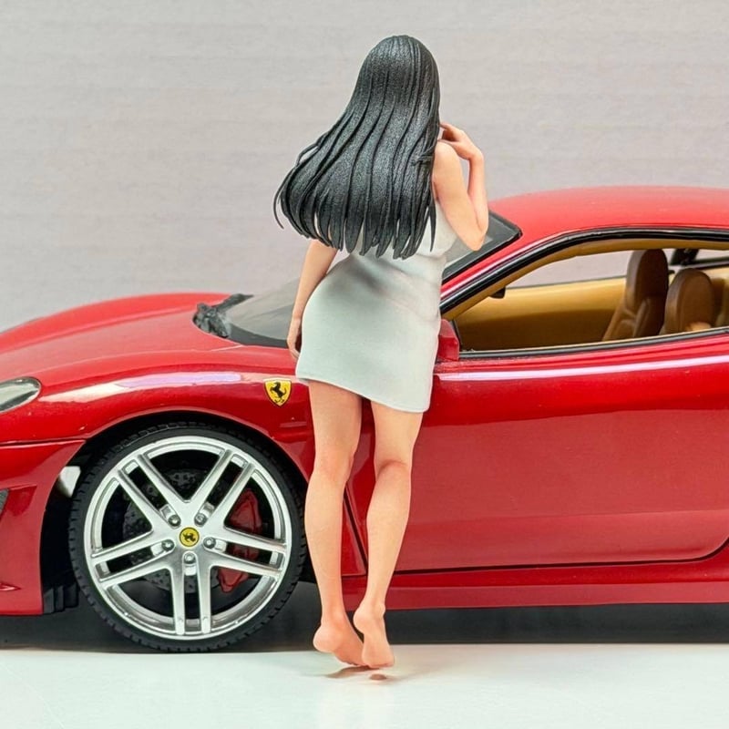 1/18 フィギュア　水着　ドールハウス　ミニカーに　1/64より大　完成品 1/18 フィギュア 完成品 ミニカーに 1/64より大 ドールハウスに リアル