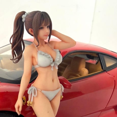1/18 8001-04 フィギュア　水着　完成品　ミニカーに　1/64より大 リアルフィギュア