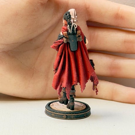 フィギュア 1/24 異世界の女の子 赤マント ミニチュア 完成品 ミニチュアイメージ　リアルフィギュア
