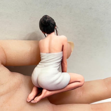1/18 8009-13 フィギュア 完成品 ミニカーに 1/64より大　ミニチュアイメージ　リアルフィギュア