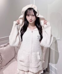 フリルフード付きニットパーカー