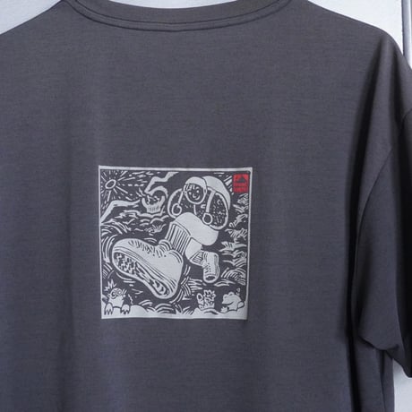 old mont-bell print Tee