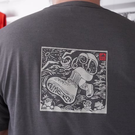 old mont-bell print Tee