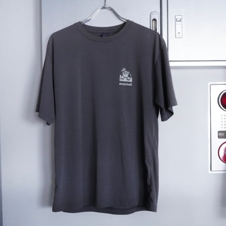 old mont-bell print Tee
