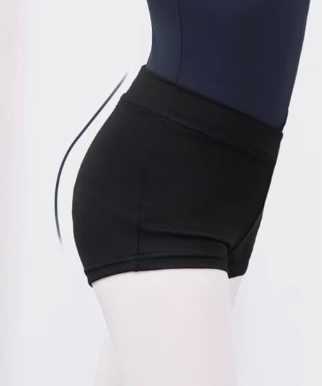 ショートパンツ