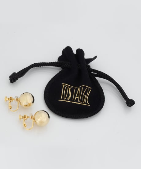 Gold ball earrings / pierce / gold