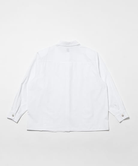 Pleated shirts / white