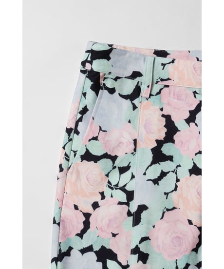 Slacks pants / black floral