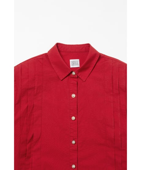 Pleated shirts / red