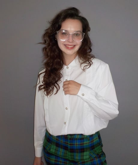 Pleated shirts / white