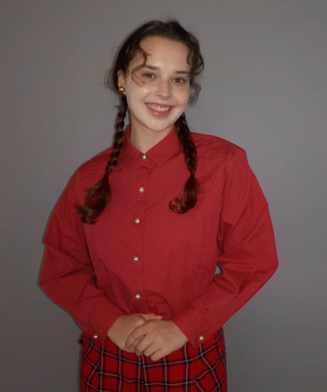 Pleated shirts / red