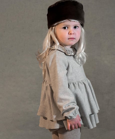 Popelin - Mod.3.1 Sand romper suit with double layer skirt and embroidered baby collar