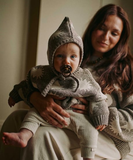 Claude&Co -  cozmo brown moon star knit bonnet