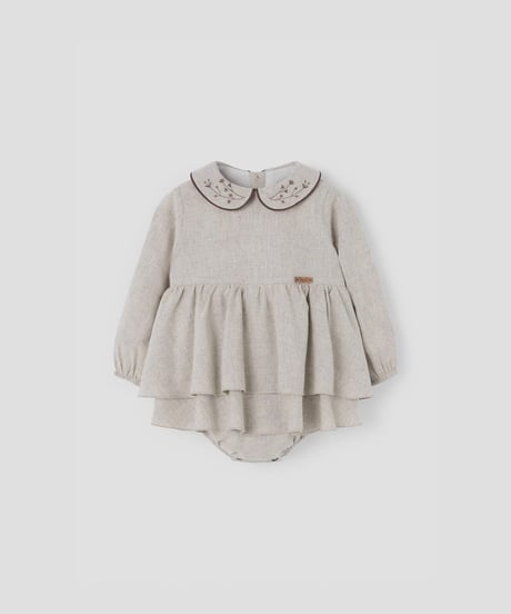 Popelin - Mod.3.1 Sand romper suit with double layer skirt and embroidered baby collar