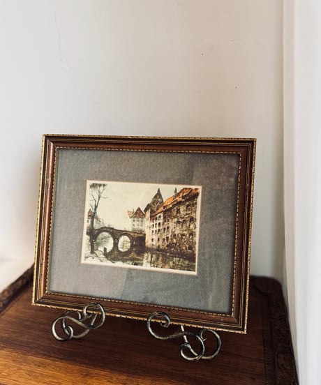 Fleur-de-lis Display Stand