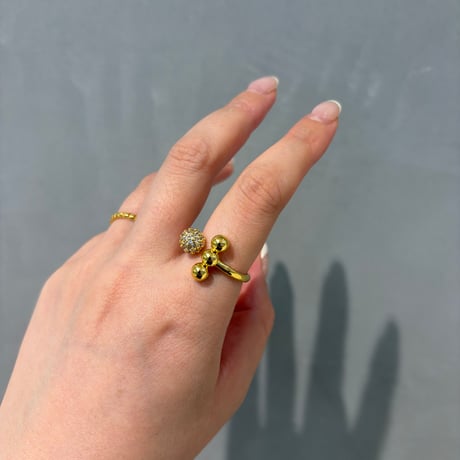 Orbit Ball Ring / stainless