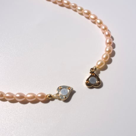 salmon pink pearl necklace (silver/gold)