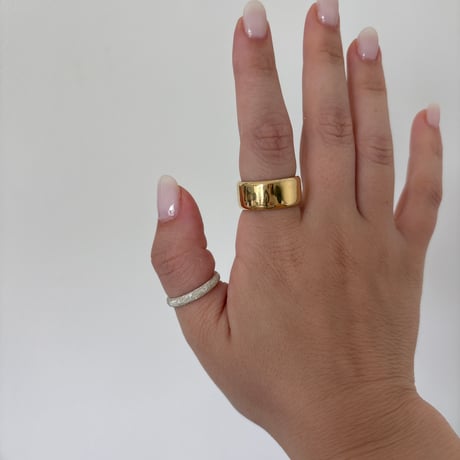 "O"  lunar ring