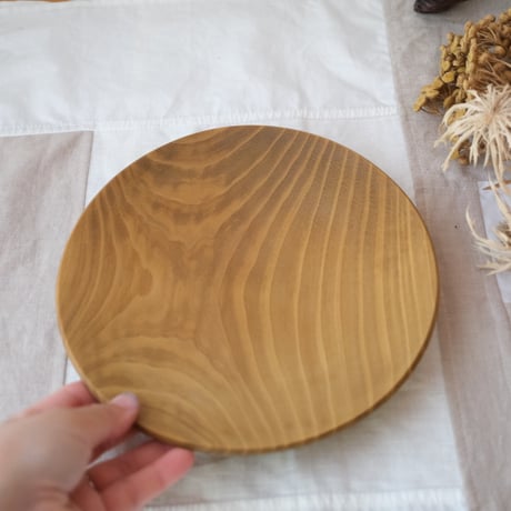 富士山麓産オニグルミの深プレート 19.5cm｜アンモニアスモーク(ガラスコーティング)【v2111】