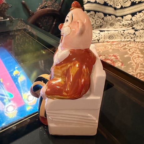 ピエロの置き物