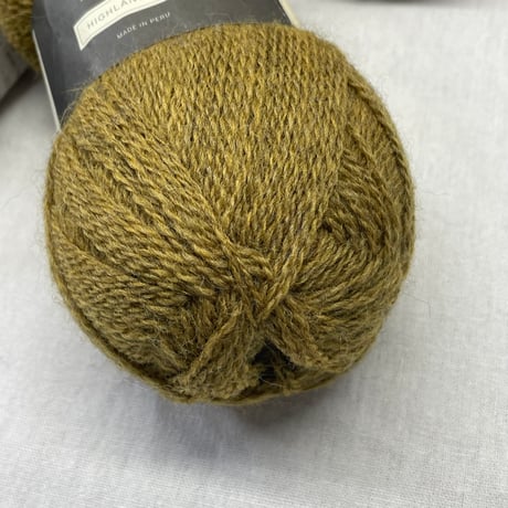 272　〈A〉HIGHLAND WOOL2色2玉＆〈B〉SILK MOHAIR　2色　1.84玉セット