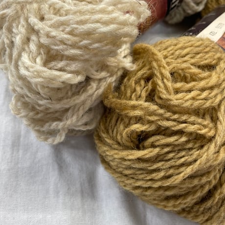 259　〈B〉Fritids garn　2色2カセセット