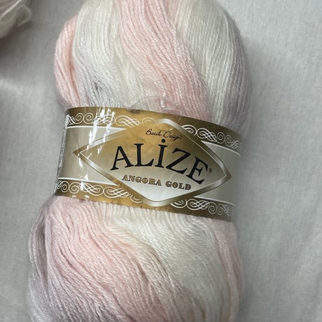 276　〈A〉ANGORA GOLD　COL:6554　5玉セット
