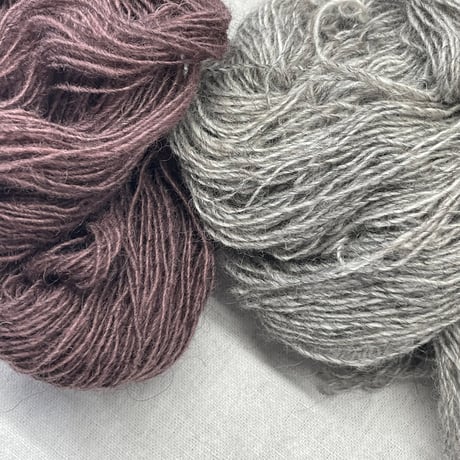 272　〈B〉SPINNI TWEED　2色2カセセット