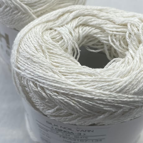 280　〈A〉SILK NOIL YARN　COL:WHITE　2玉セット