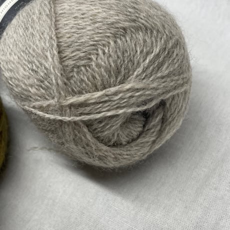 272　〈A〉HIGHLAND WOOL2色2玉＆〈B〉SILK MOHAIR　2色　1.84玉セット