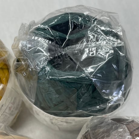 270　〈A〉エコアンダリヤ未使用1玉+85ｇセット