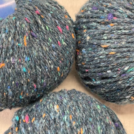 257　〈A〉CONFETTI　COL:128　3玉セット