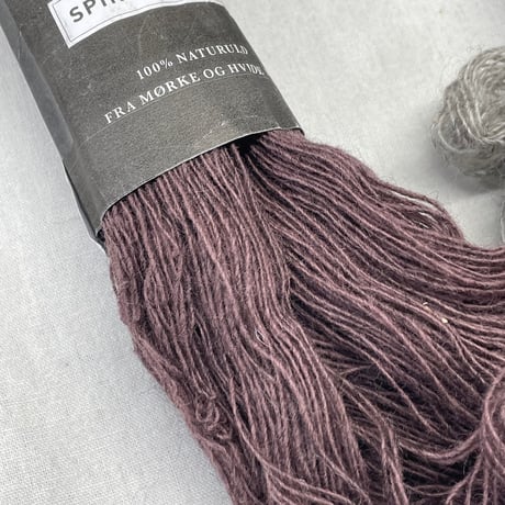 272　〈B〉SPINNI TWEED　2色2カセセット