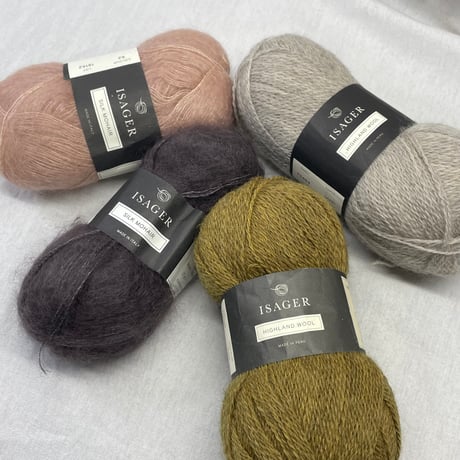 272　〈A〉HIGHLAND WOOL2色2玉＆〈B〉SILK MOHAIR　2色　1.84玉セット