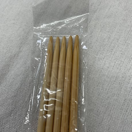 281　クロバー　4本針・5号針　計4組セット
