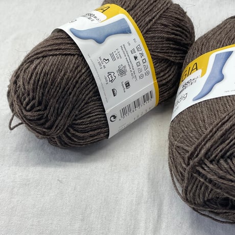 266　〈B〉REGIA　4ply　COL:2140　1玉+47ｇセット
