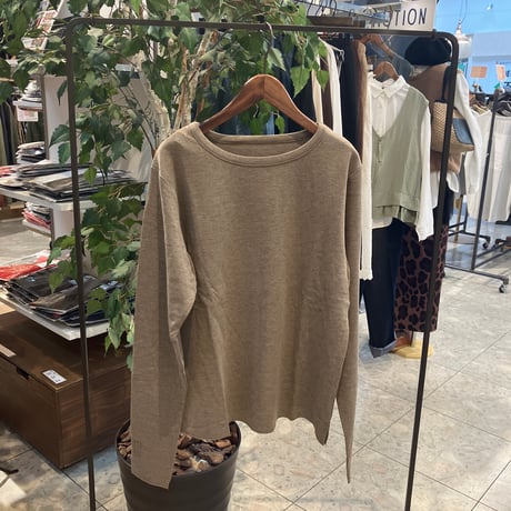 【130-102N】しのばせ接結配色トップス