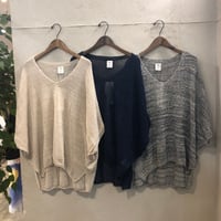 【136-103M】Vネックドルマンプルオーバー