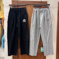 【171-103M】ワッペン付きカーブパンツ