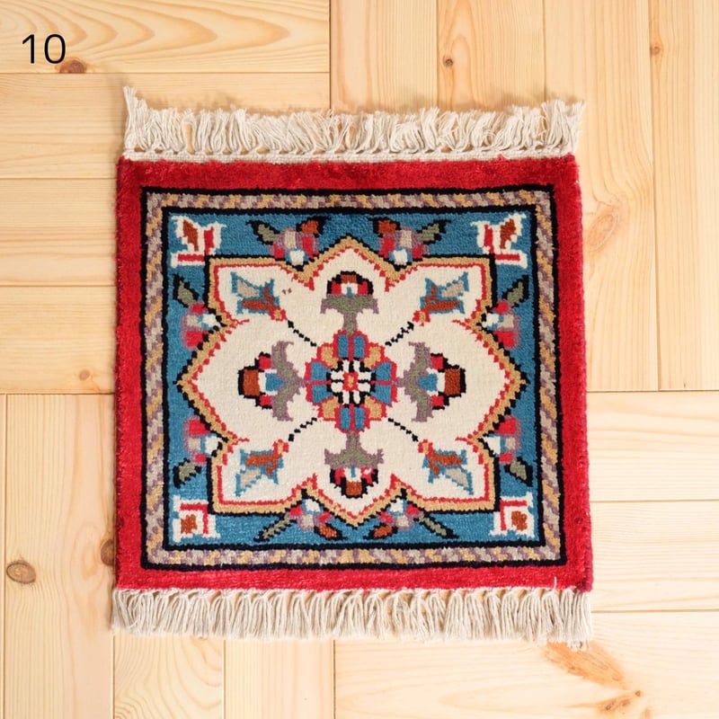 手織り絨毯 インド シルク 30x30cm 10～18 | インド雑貨のお店