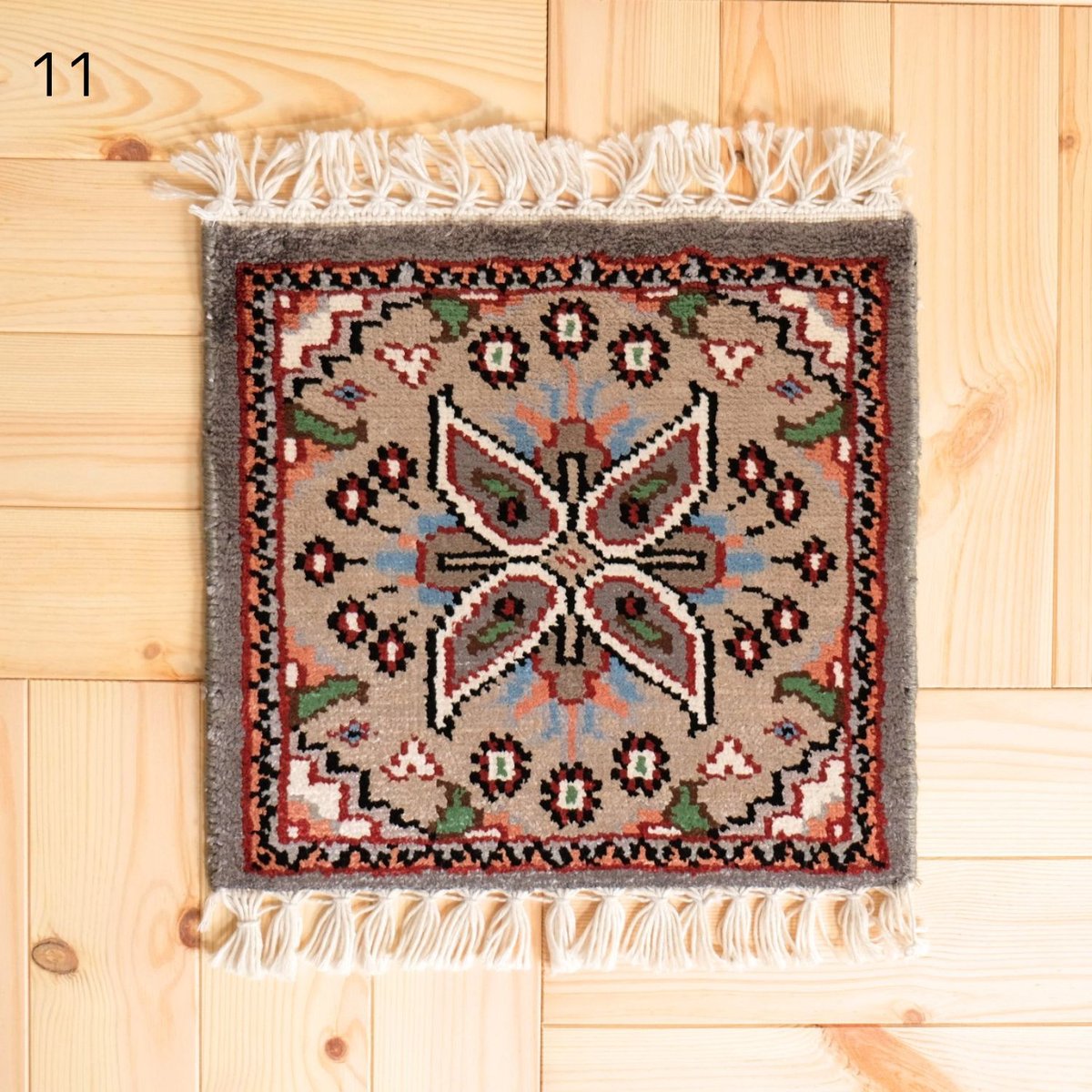 手織り絨毯 インド シルク 30x30cm 10～18 | インド雑貨のお店