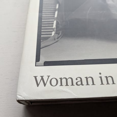 【古本】Woman in the Mirror