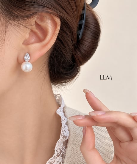 Teardropピアス