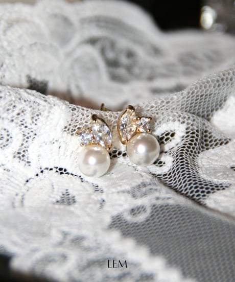 Marquise Pearlピアス/イヤリング