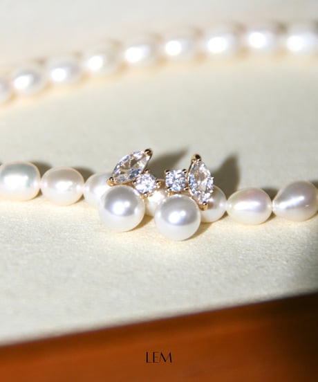 Marquise Pearlピアス/イヤリング